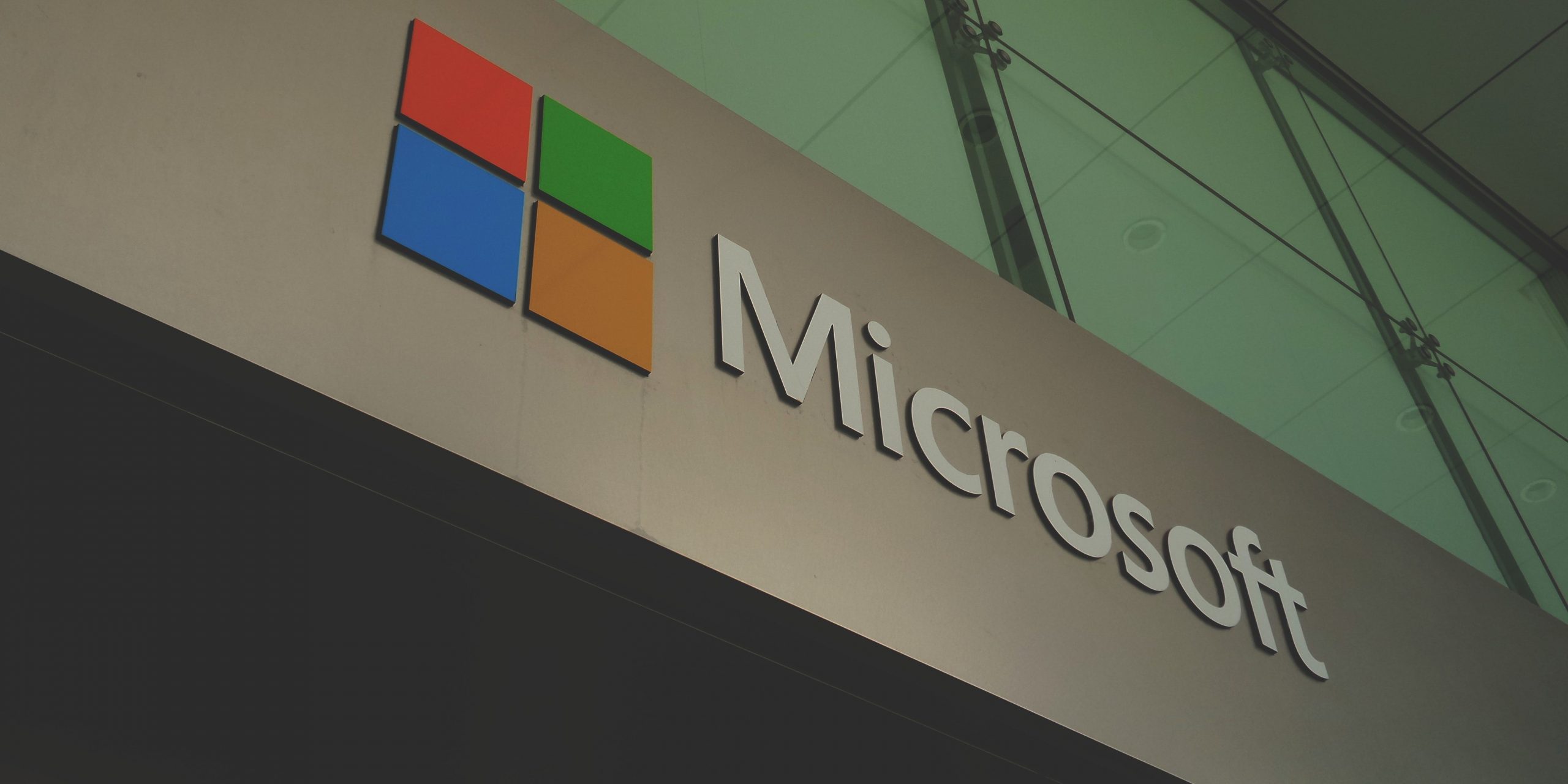Microsoft представила новую серию виртуальных машин с искусственным интеллектом