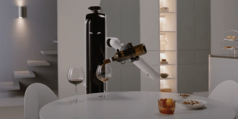Samsung показала робота Bot Handy, который уберет вещи, сервирует стол, загрузит посудомойку и принесет вино